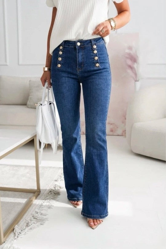Flare jeans med dekorativa knappar