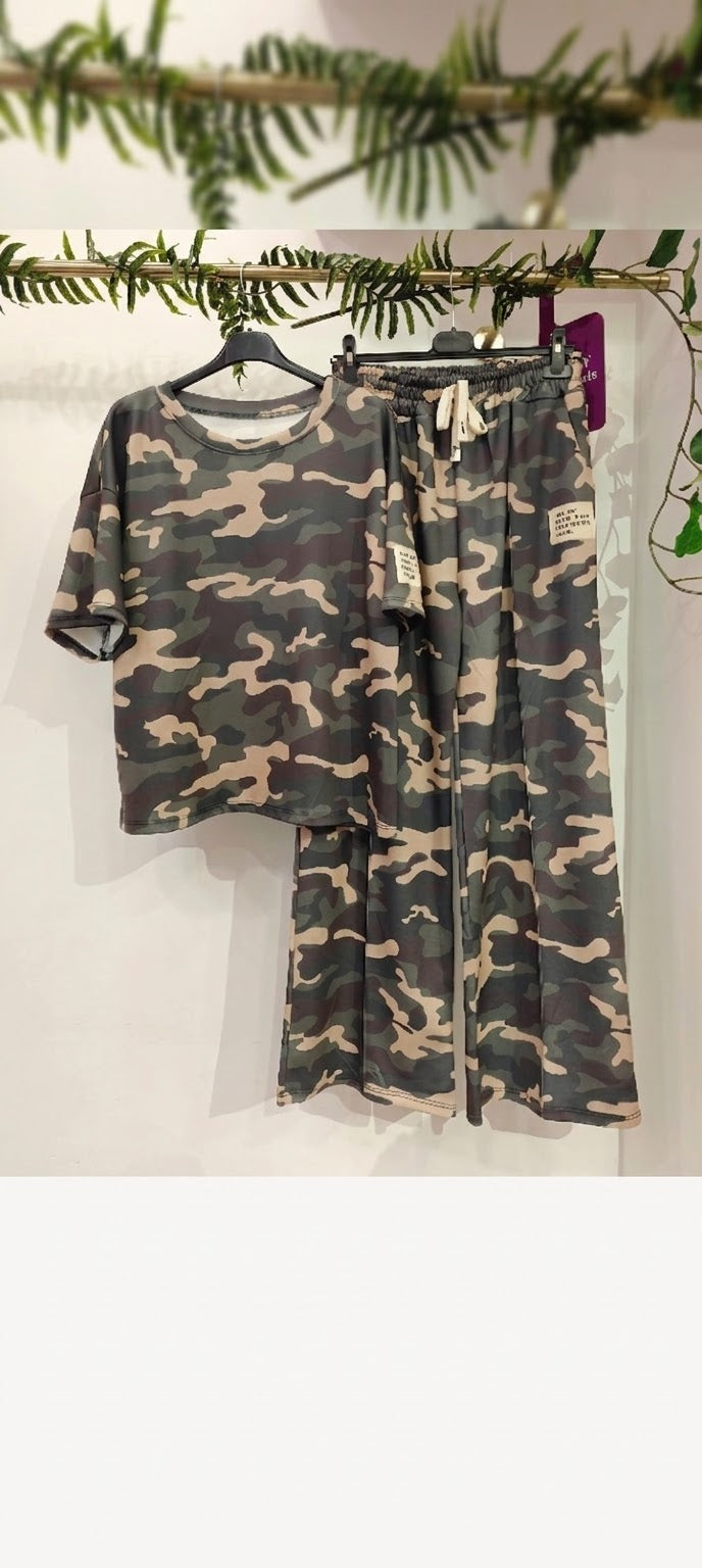 Camouflage set